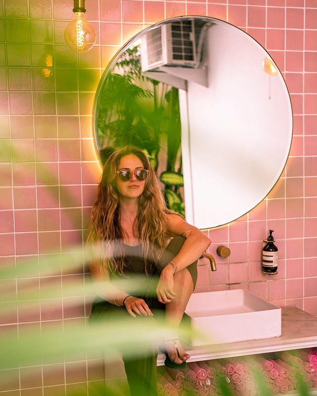 traveltothebeat's tweet photo. I’m SO STOKED!!⠀
⠀
Its day 1 of the 21-Day Challenge through Live It Up! Choose Wonder Over Worry⠀
⠀
I see SO MANY HUMANS who have amazing gifts and dreams and goals but they have these old stories and beliefs that are holding them back.⠀
⠀
The t… https://t.co/6iLMgvS52N https://t.co/vLq1jrgRh5