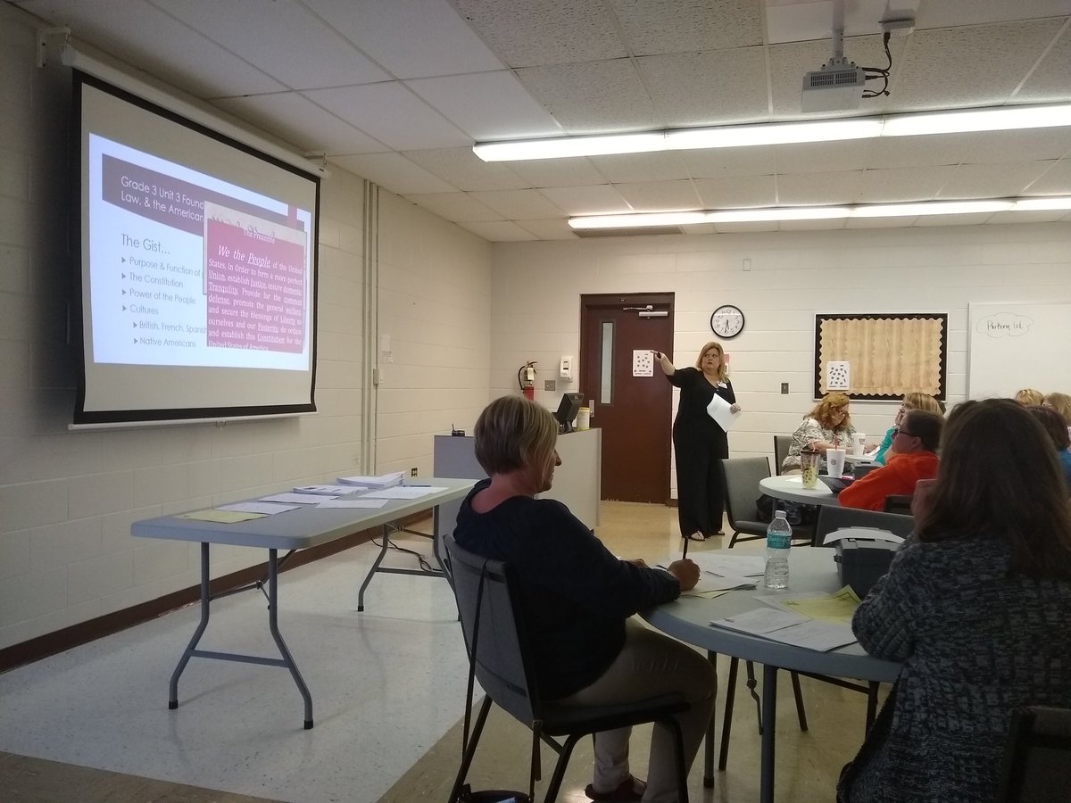 Social studies program specialist <a href="/delder4edu/">Dossella Elder</a> Dossie Elder shares her content knowledge with elementary curriculum liaisons.<a href="/MCPS_Elementary/">🍎 MCPS Elementary Education</a>