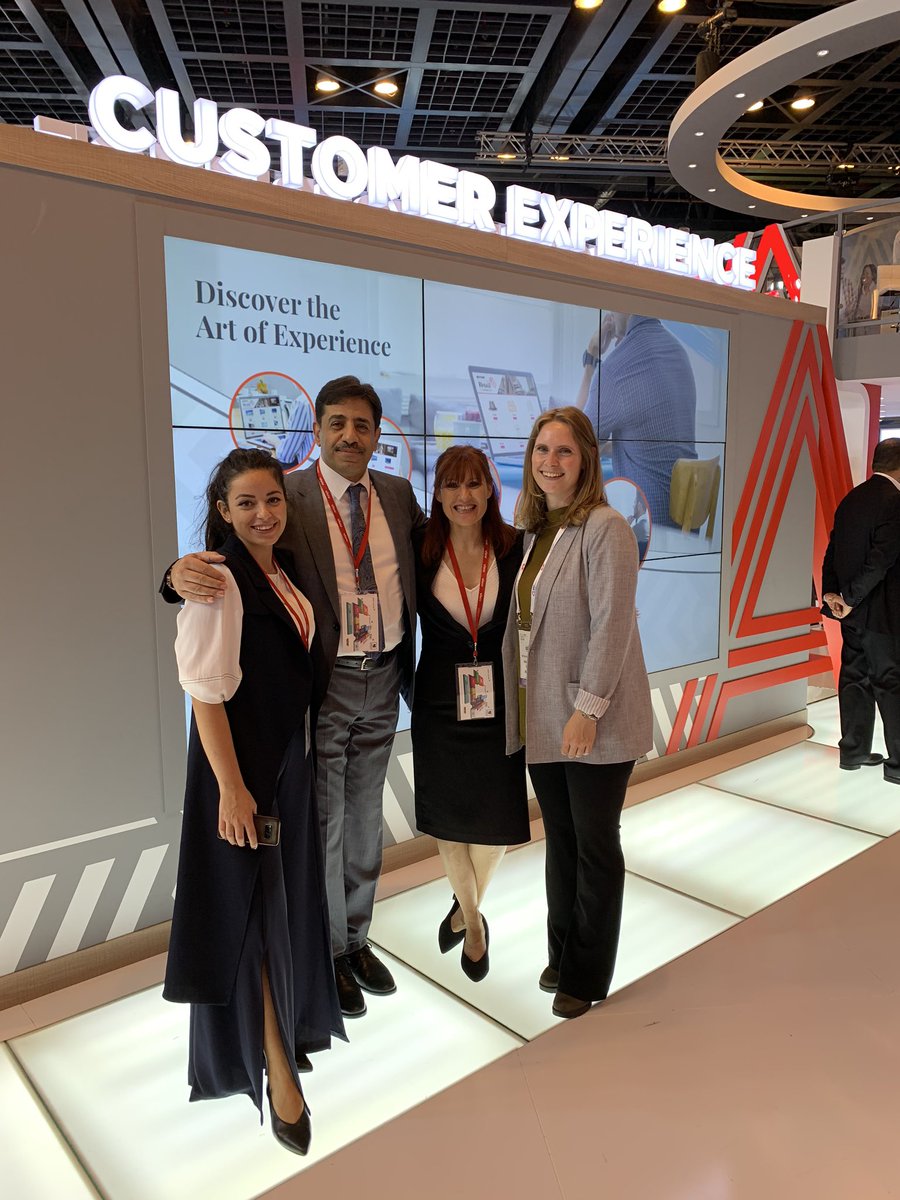 yaser_alzubaidi's tweet image. #ArtofExperience with Avaya Superheroes @nkeightley @paolachaaya and Selinde Fijn #GitexTechWeek2019