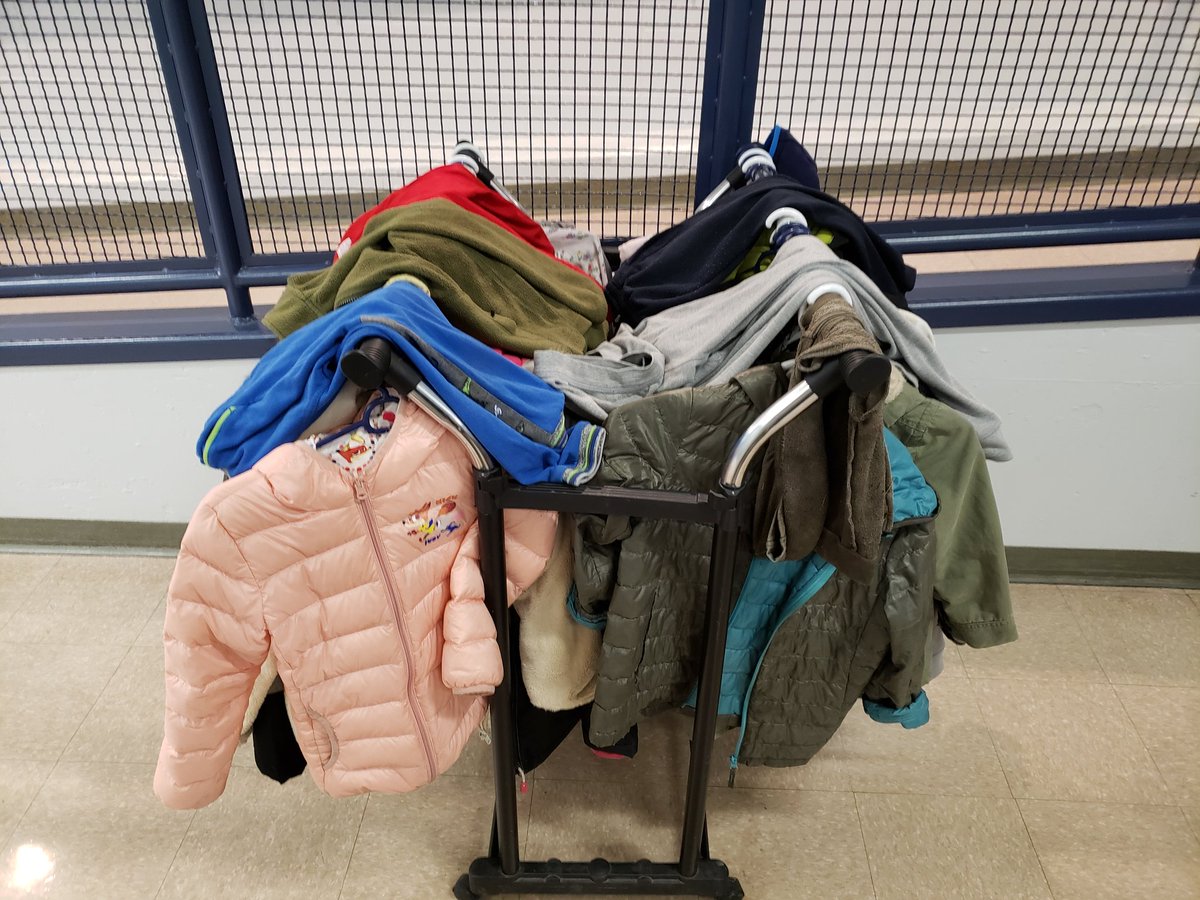 EdgemontAPCBE's tweet photo. Hi Edgemont parents! Wondering where your child's warm jacket is? Please check out the lost and found! https://t.co/tOCv6GE3yq
