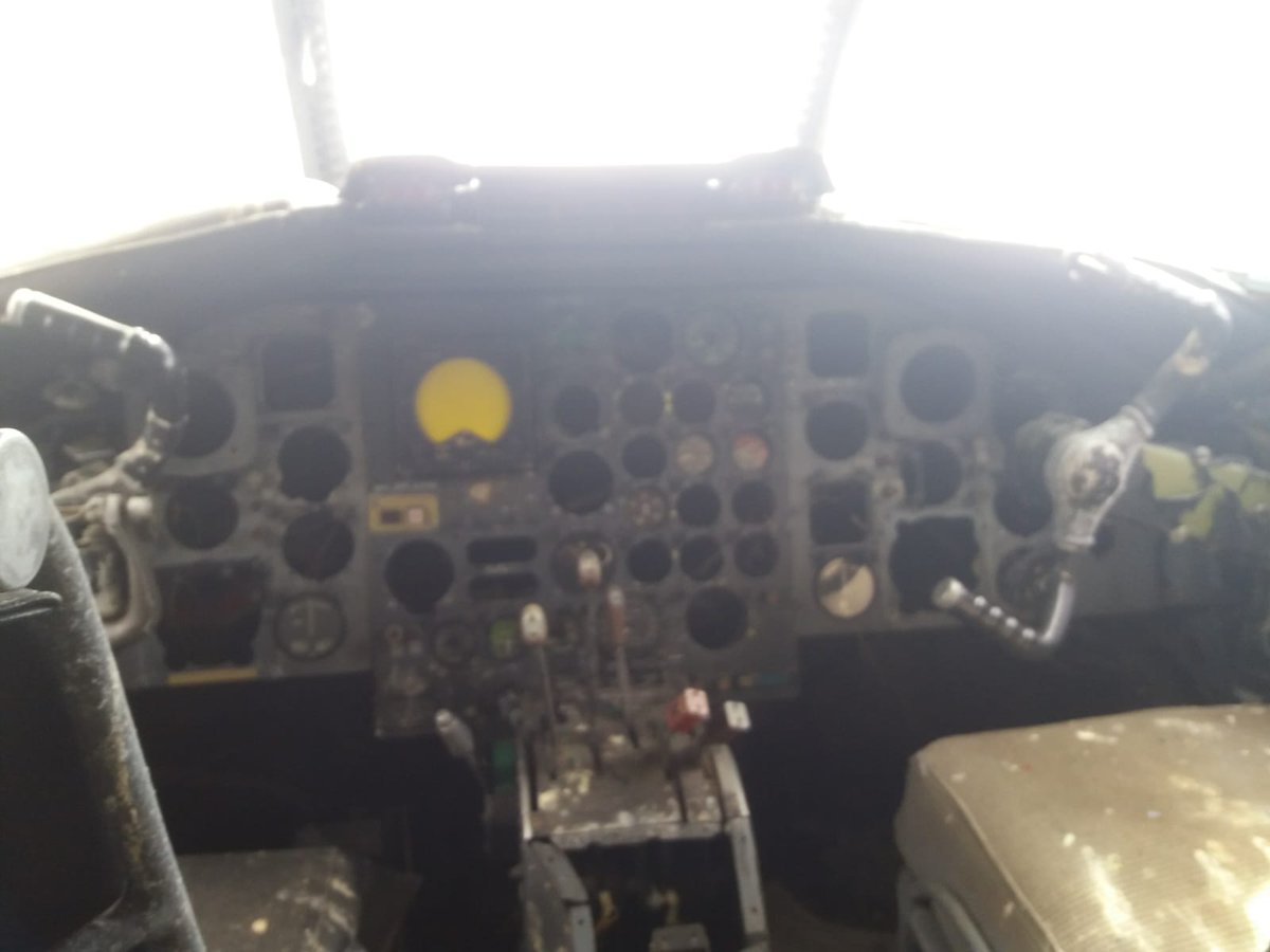 Civil_Av_Trust's tweet photo. After a few stumbles, we are 💯 back on track to helping this lady out of @Gatwick_Airport to a new life. 2020 is going to be a great year for G-CEXP 

#aviation #classicaircraft #restoration #ukhat #volunteers #avgeek @GatwickFire @Gatwick_Airport https://t.co/t02XaJ21Kg