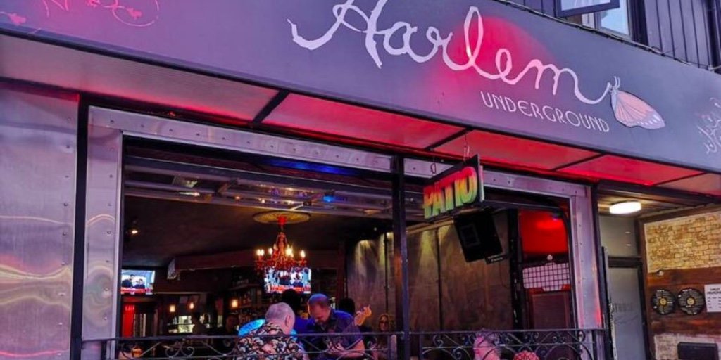 ByBlacks's tweet photo. The end of an era and the start of something new. Cultural icon Carl Cassell makes an artistic exit from #HarlemUnderground.
Click the link below to learn more!
https://t.co/HmiBtr1kUT
#harlemrestaurant #torontorestaurant #blackcanada #blackincanada #blackcanadians #byblacks https://t.co/CMnMY5ZFil