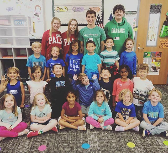 mrs_rohde_'s tweet image. So fun meeting our PALS today!!💚 they will come every other Monday!  #littledragons #PALS @slcPALs ift.tt/2APSeBH