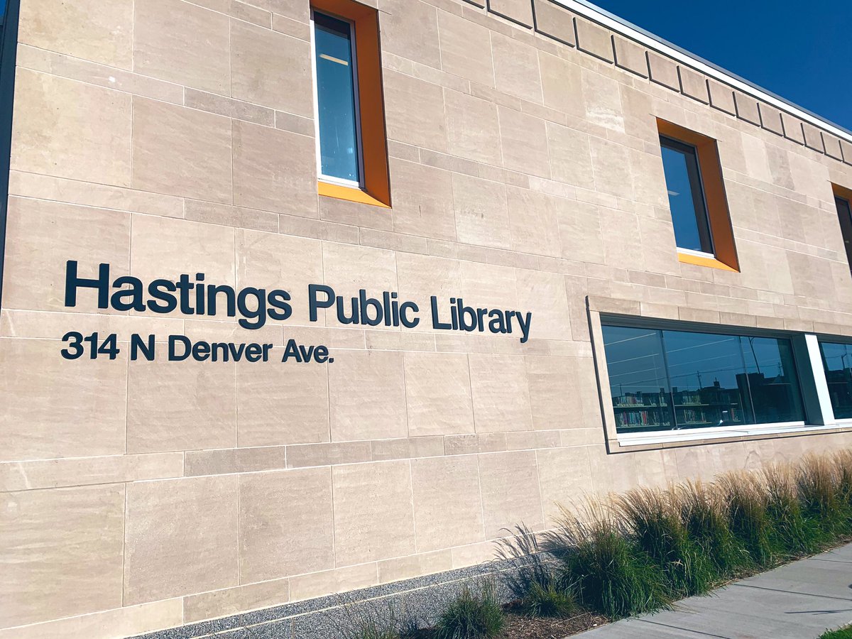 janekleeb's tweet photo. Dropped a galley copy of Harvest the Vote off today to our local library for the awesome staff to read. Our middle Maya thrives at the library—a safe place for kids and adults to learn and hang out. Thanks @hastingslibrary! You can pre-order https://t.co/2XqgpiwHDy 🌽 https://t.co/vfJn5JbALg