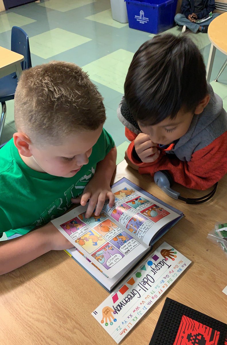PicconeDanielle's tweet image. We love partner reading in 2nd grade! @WestRidgeGreece  @PettiferSuz @JulieParsons203 @GreeceCentral