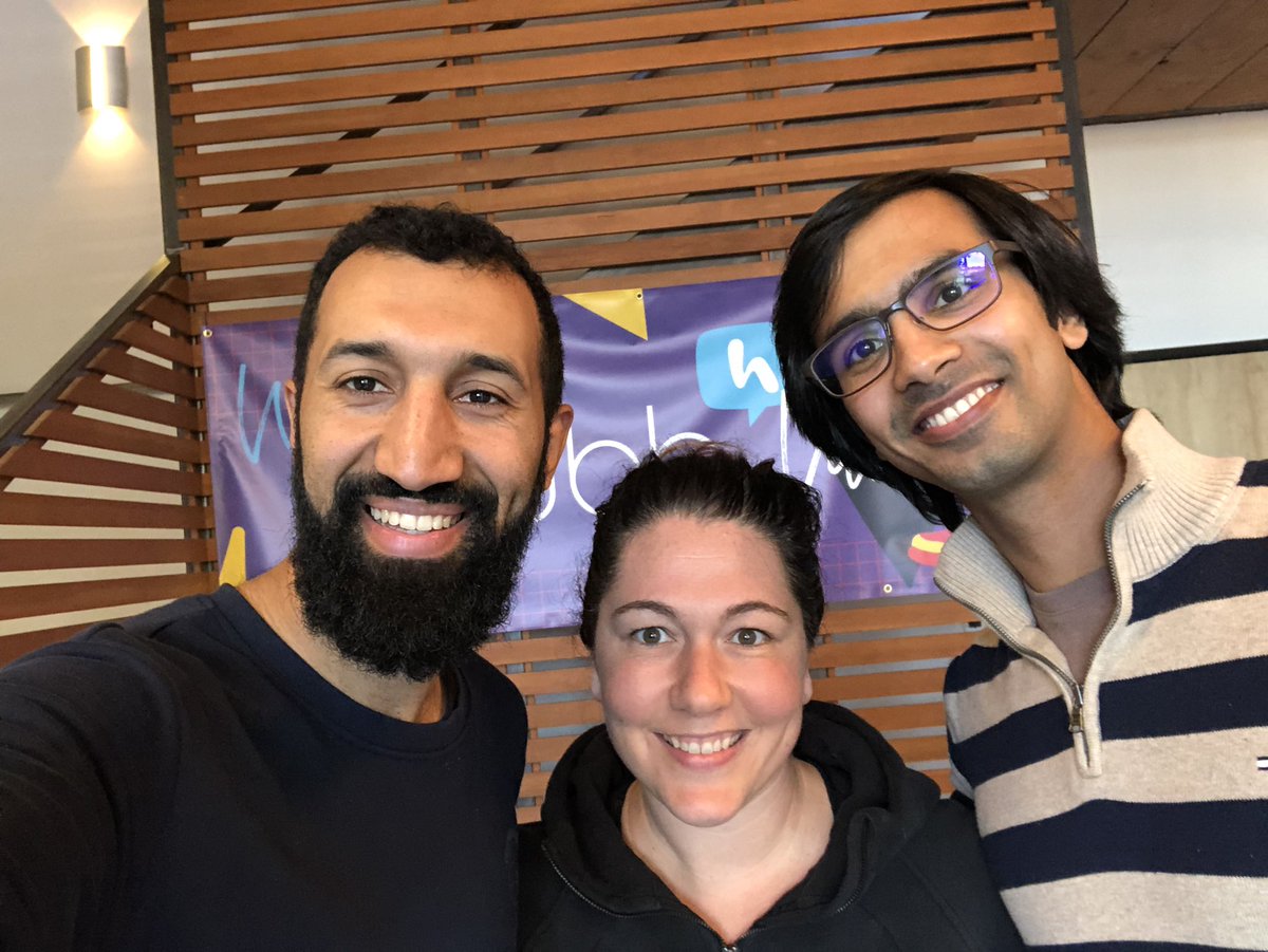 Phoneshake tweet media