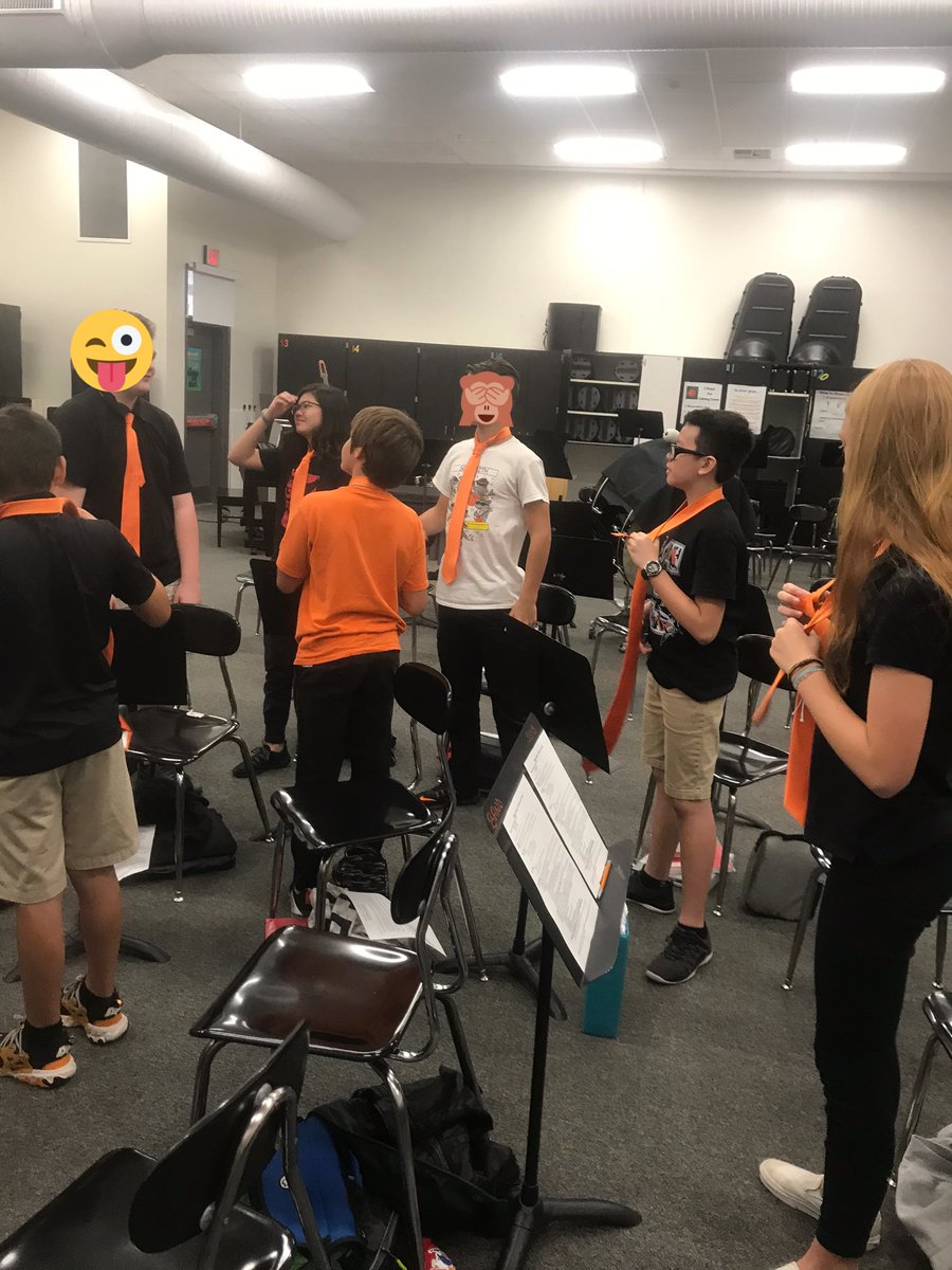 One of my favorite life lessons of the year for Jazz Band. How to tie a long tie taught by your Principal. <a href="/hcpssmithms/">Sgt. Smith MS</a> @HCPS_SEL <a href="/Rob4Principals/">Rob Nelson, M. Ed., CPC</a> <a href="/HCPSArea2/">HCPS Area 2</a>