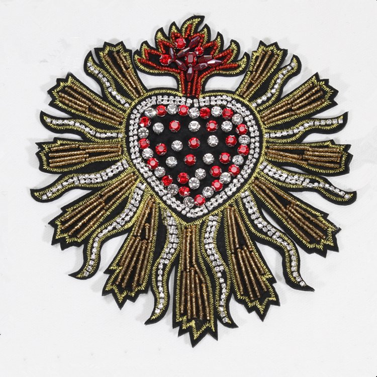 GzKavatar's tweet image. #dailyrecommendation Crystal rhinestone heart shape patches for children wears, hats, garments accessories. #heartpatch #rhinestonepatches #crystalpatches