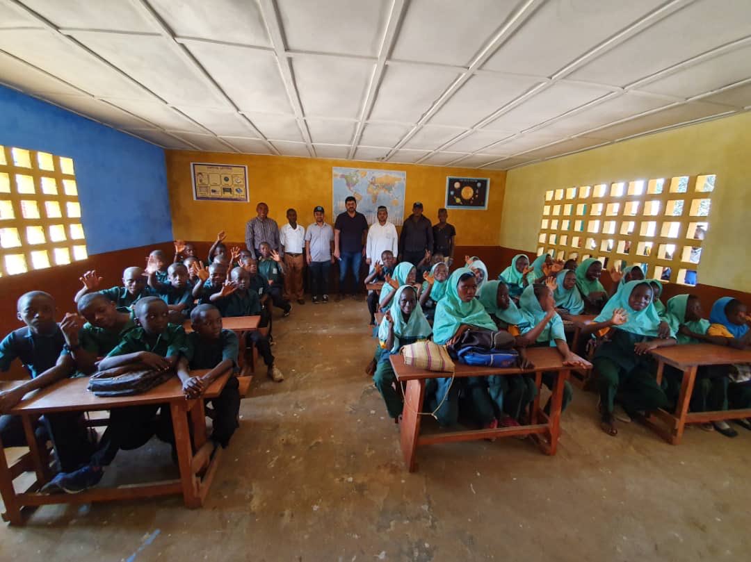 HumanityFirstUK's tweet photo. HF is committed to supporting the next generation with improved #education and #healthcare https://t.co/l9tjVGJwEp