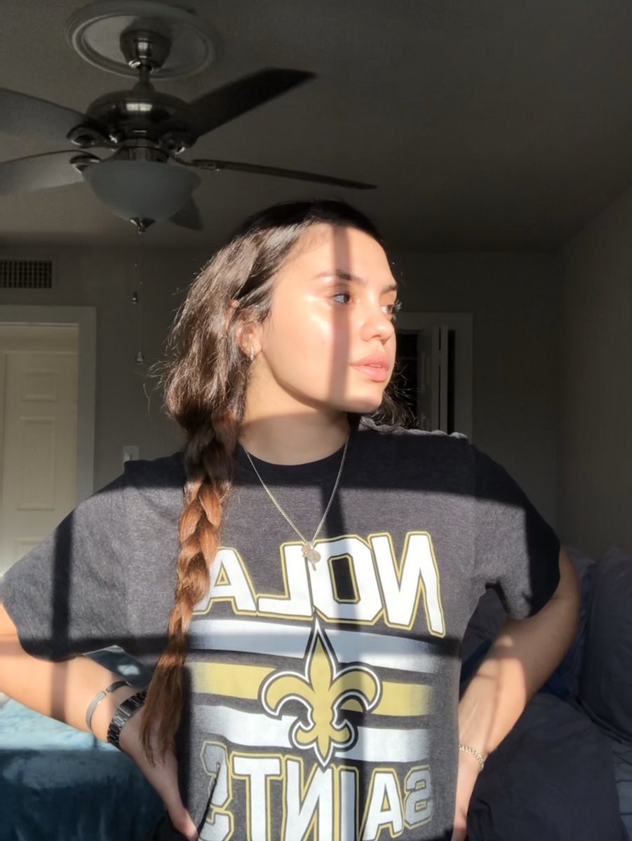 luweezyb's tweet photo. black n gold https://t.co/OQ7hC5yZHo