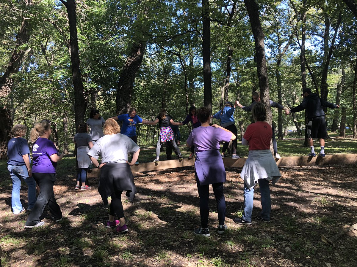 HeusnerMath's tweet photo. Teambuilding helps us grow together! #HeusnerPride https://t.co/I4oaRFPABd