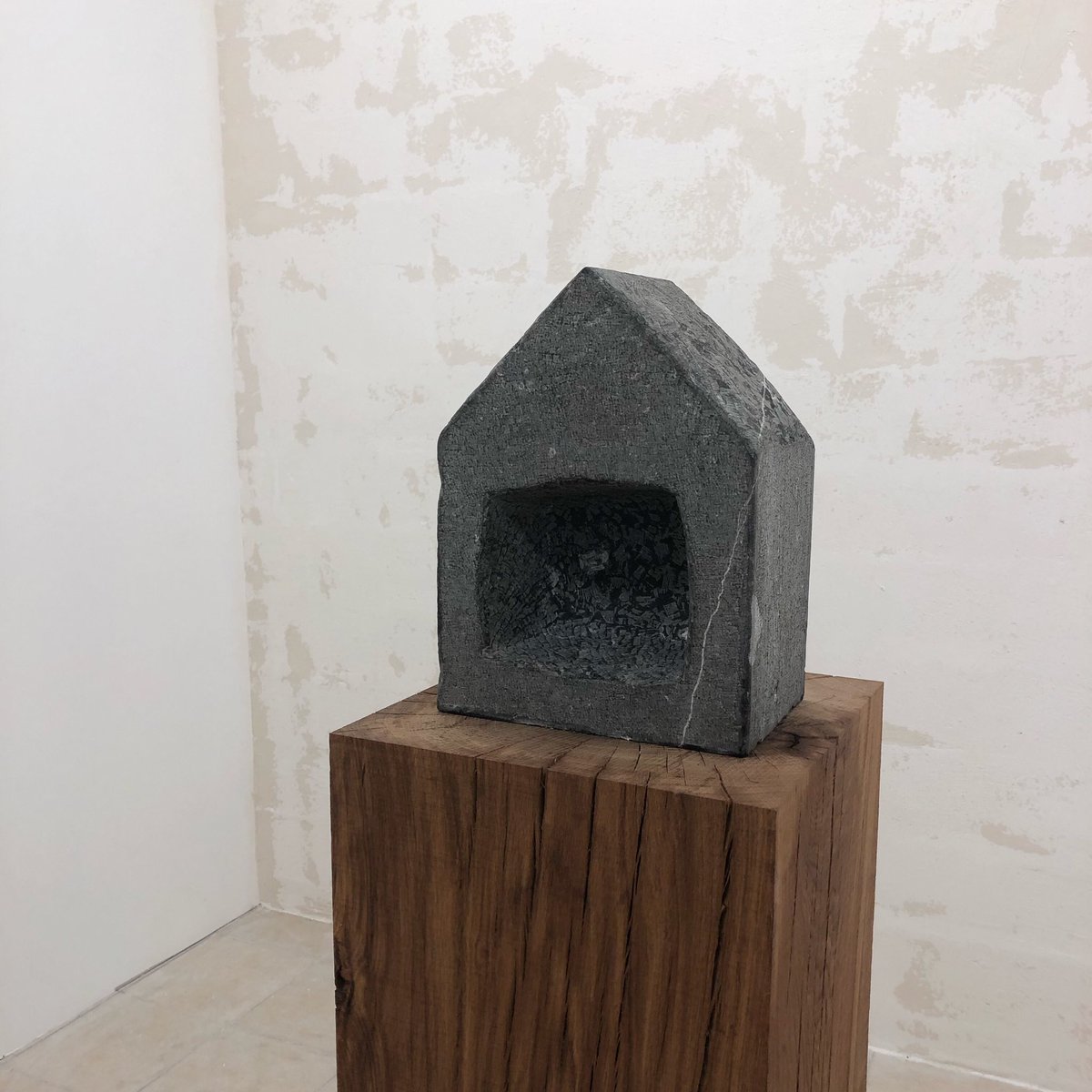 paulmouginot's tweet photo. Merveilleuses œuvres de #EdgarSarin ce soir au Prix @emerigemecenat (Lauréat 2016) / Galerie @michel_rein https://t.co/kwMV9tJ2qk