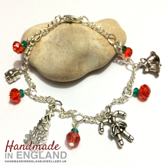 VKWJewellery's tweet photo. @RReviews_blog Would these charm bracelets or earrings be the sort of thing you're looking for?  They went down very well last year as stocking fillers - obviously I do other jewellery too. https://t.co/yJDiorcFft