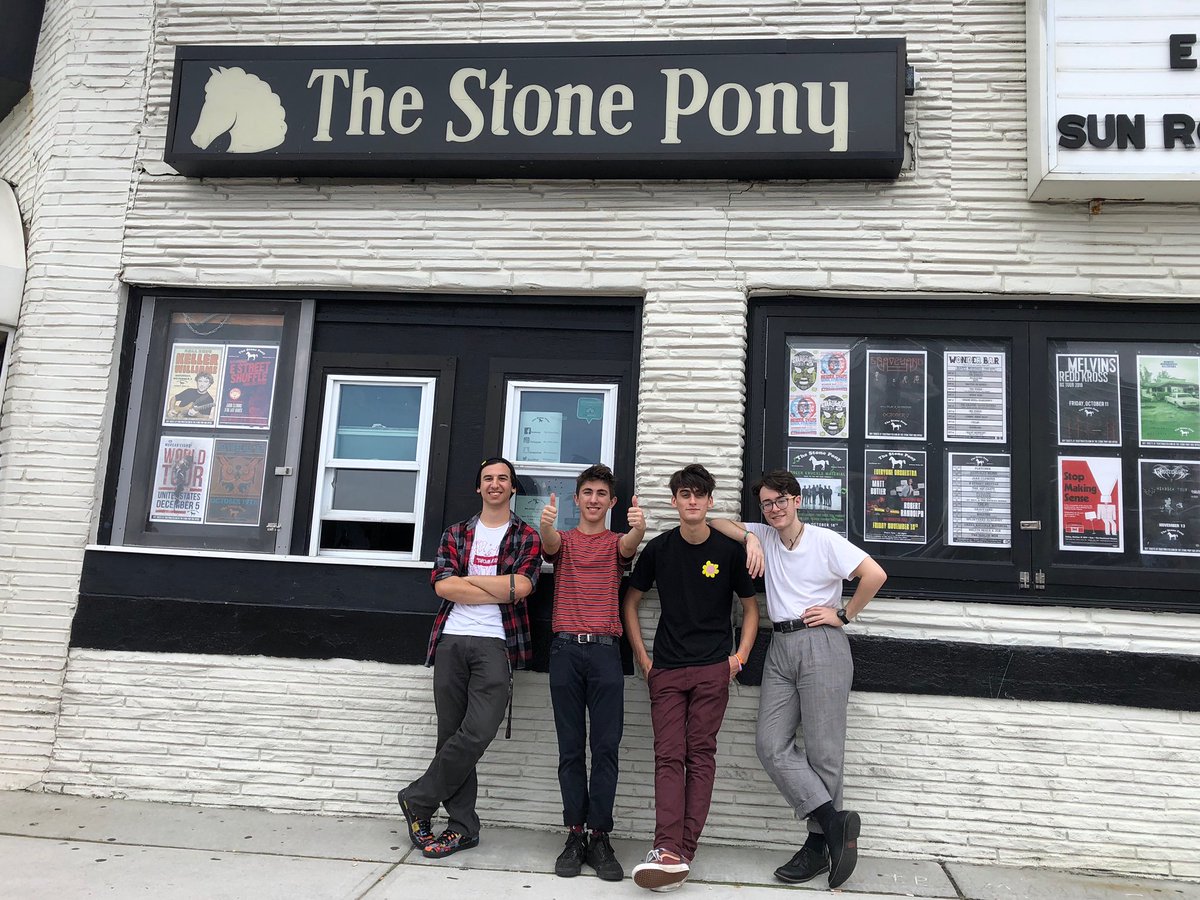WE MADE IT TO THE NEXT ROUND OF THE STONE PONY BATTLE OF THE BANDS!! thanks so much to everyone who came out, you made it so special for us :)
catch us next sunday at dingbatz!