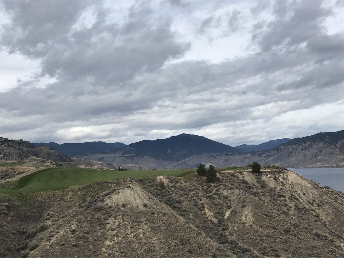 snetsy_88's tweet photo. What a golf course! Check out Tobiano if you are ever in the Kamloops area. Just wow! https://t.co/3poQYSHmuX