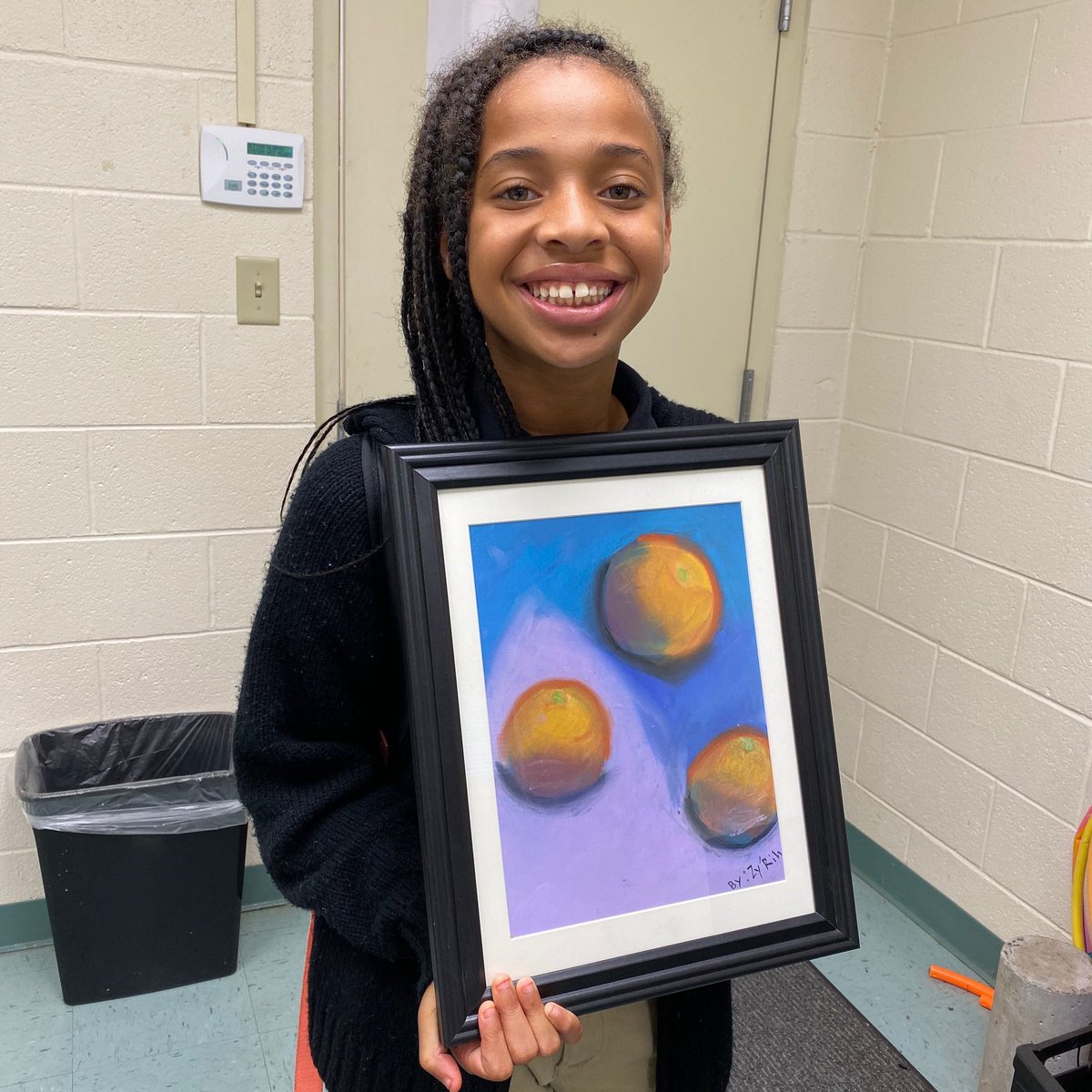 baylorcomserv's tweet photo. Four of our proud and talented artist at Carver show off their amazing work!❤️🎨❤️ https://t.co/OUsZcuL2R2