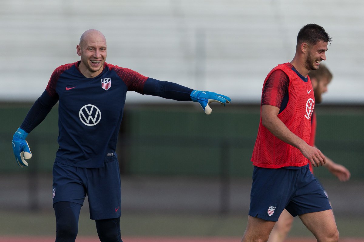 USMNT's tweet image. All 😀 on the field today as guys recovered from games and travel over the weekend.

Back to work on Tuesday to prepare for our first 
@CNationsLeague match vs. 🇨🇺!