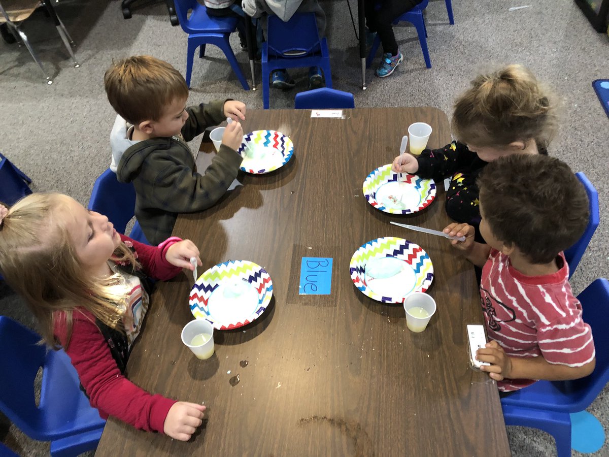 culvercesprek's tweet image. Dinosaur 🦕🦖 egg 🥚 science in PreK for D week! #scienceisfun #FizzyFun #archeology #CulverPride