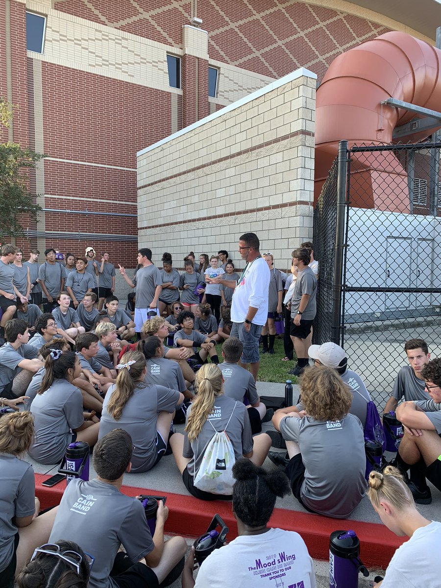 Cain_Guard's tweet photo. First competition has past and we made history for our program! We performed in finals for the first time and survived a 19 hour day! We also won best color guard in our competitive class :) #TheMoodSwing #reigncain @KleinCainHSBand @KleinCain @kleinfinearts https://t.co/7pFfXXcY8n