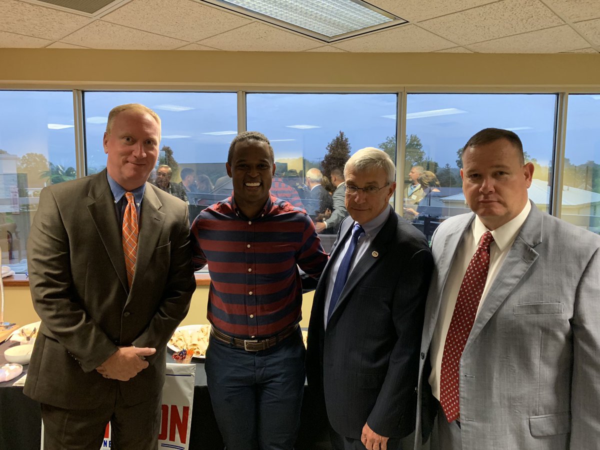 Travis Allen On Twitter Low Energy Mitch Mcconnell Puppet Daniel Cameron Is No Good For Kentucky