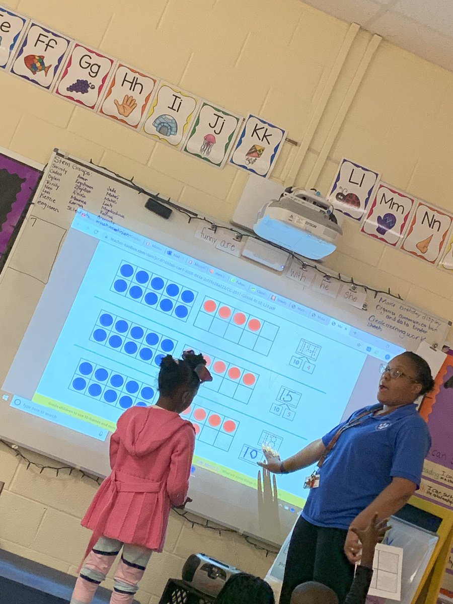 SmithTeaches2's tweet image. I see you Kindergarten teachers!!! 👀👌🏾😏🤗 What a joy to observe your math mini lessons today!!! #NumberBonds #TenFrames #TeacherModeling #StudentActiveEngagement #TurnNtalks #HappyMathCoachRightHere👏🏾