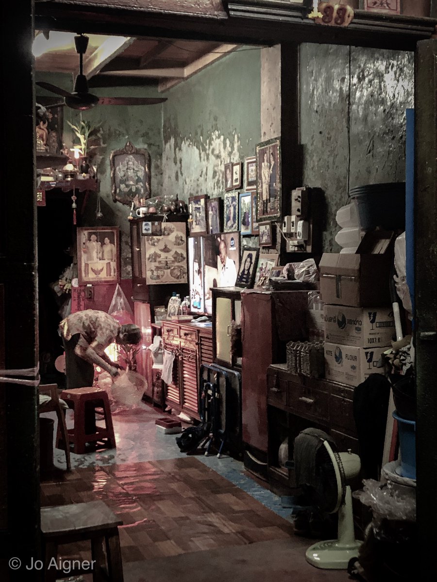 JoAigner's tweet photo. #PicOfTheDay Home in Chinatown, Bangkok.
#travel #onestrangeasia #lppathfinders #iPhoneX #LiveTravelChannel #justgoshoot #TheGlobeWanderer #passionpassport #theculturetrip #worlderlust #Wanderlust #travelphoto #lpfanphoto #Asia #Thailand #Bangkok #amazingthailand #chinatown #city https://t.co/0twndmTGyL