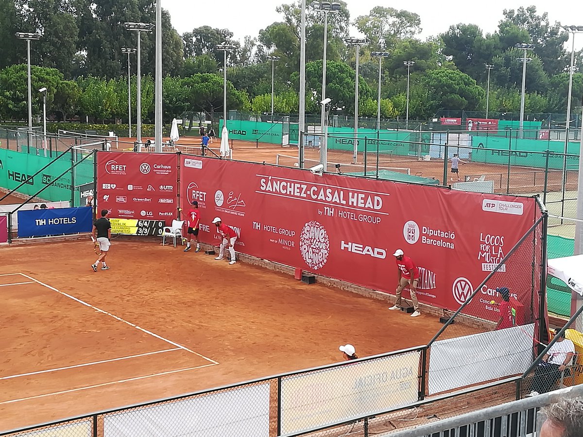 MBEAirport's tweet photo. Hemos realizado para @SanchezCasal diferentes trabajos en gráfica para el #ATPChallengeTour.
Hemos preparado lona microperforada con refuerzo perimetral, lona frontlite y photocall de lona con vainas.
#Grafica #GranFormato #impresión #graphics https://t.co/UJxwPnUICT