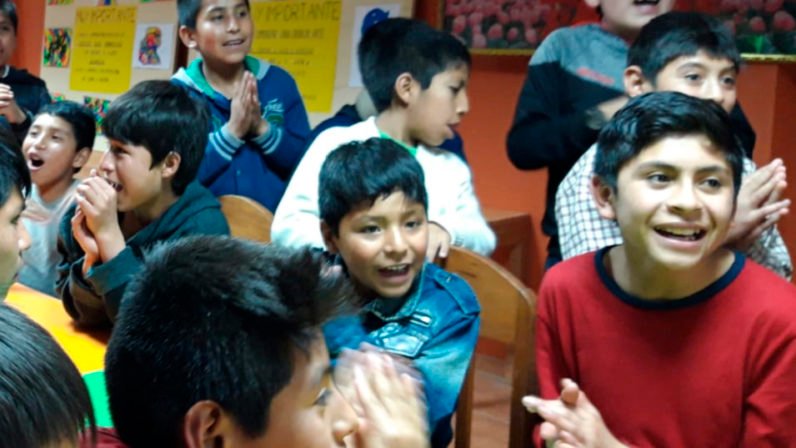Archisevilla1's tweet photo. La comunidad Idente de Sevilla organiza la VIII Comida Solidaria a favor de sus #misiones. Será el 12 de octubre, a las dos de la tarde en Villa Andrade. https://t.co/cUI4SJUPPc https://t.co/ZEATpMRfHQ