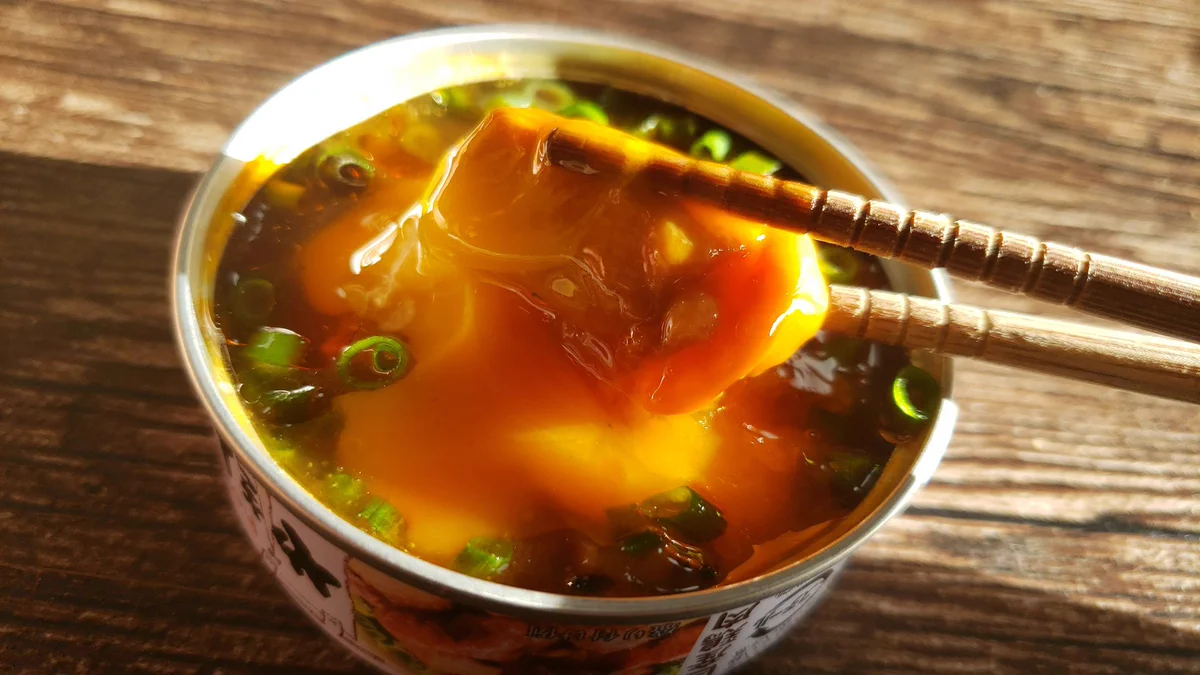やきとり缶にちょい足しでさらに美味しく！？「月見やきとり缶」の作り方！