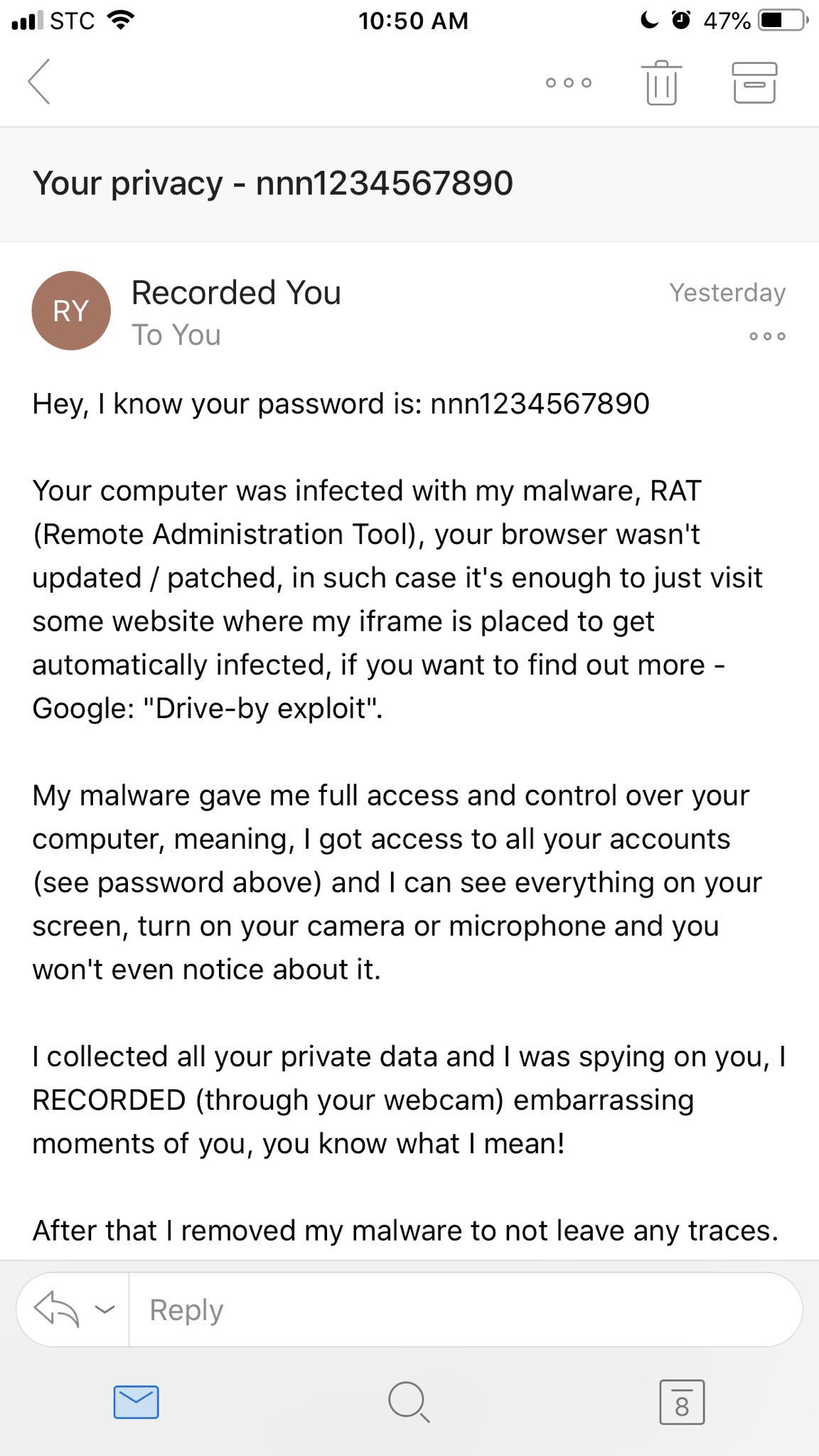 رسالة تهديد هكر بانه نسخ من جوالي مقاطع وصور