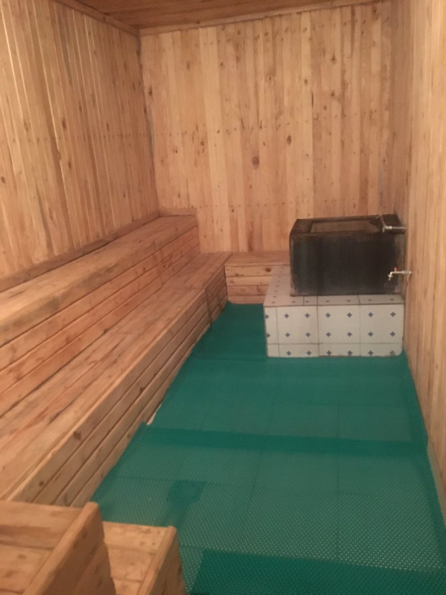 Geranova20's tweet image. And now we have a class Sauna 🧖🏾‍♀️ Massage 🧖🏾‍♂️ service, Relax you deserve it! Call for an early booking.