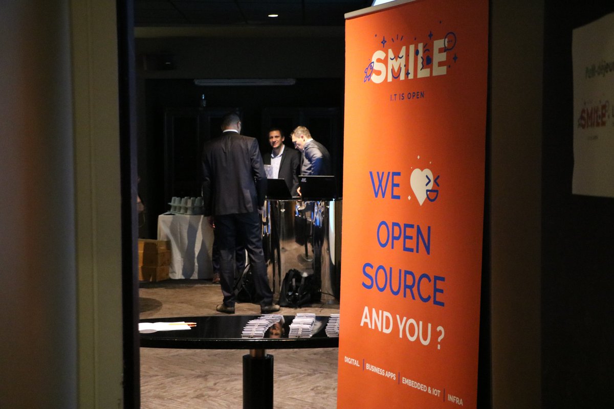 GroupeSmile's tweet photo. [Petit-déjeuner @ProgVitam]
@_locarchives et @GroupeSmile s'unissent pour présenter les opportunités et fonctionnalités du programme Vitam. Retour en photos sur l'événement #GED #Dématérialisation #archives #SmileAtWork https://t.co/FoJUoxjxEc