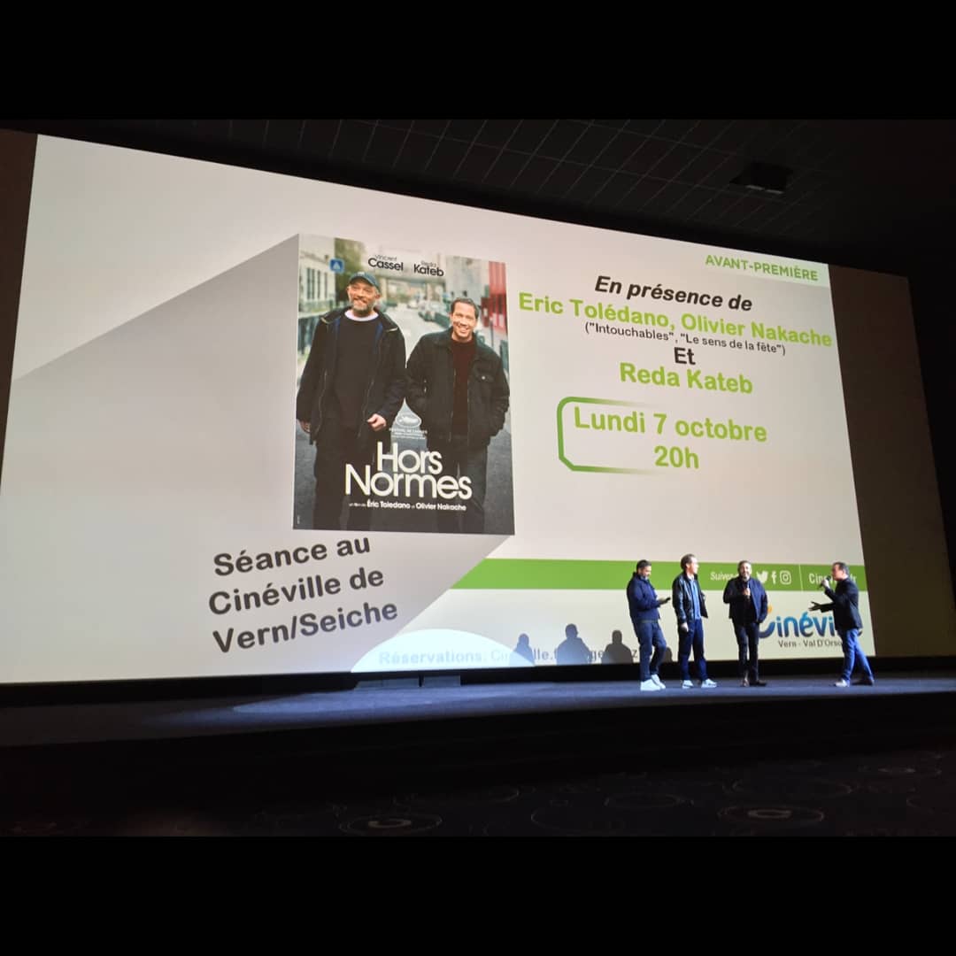 CINEVILLEVERN's tweet photo. 🔴 [#Avantpremière] Hors Normes

⭐ Un grand merci au public, à @ToledanoNakache et à #RedaKateb pour cette soirée au Cinéville de Vern-sur-Seiche ⭐

#VernsurSeiche #event #cinema #movie #HorsNormes #GaumontDistribution https://t.co/2IFVAEg145