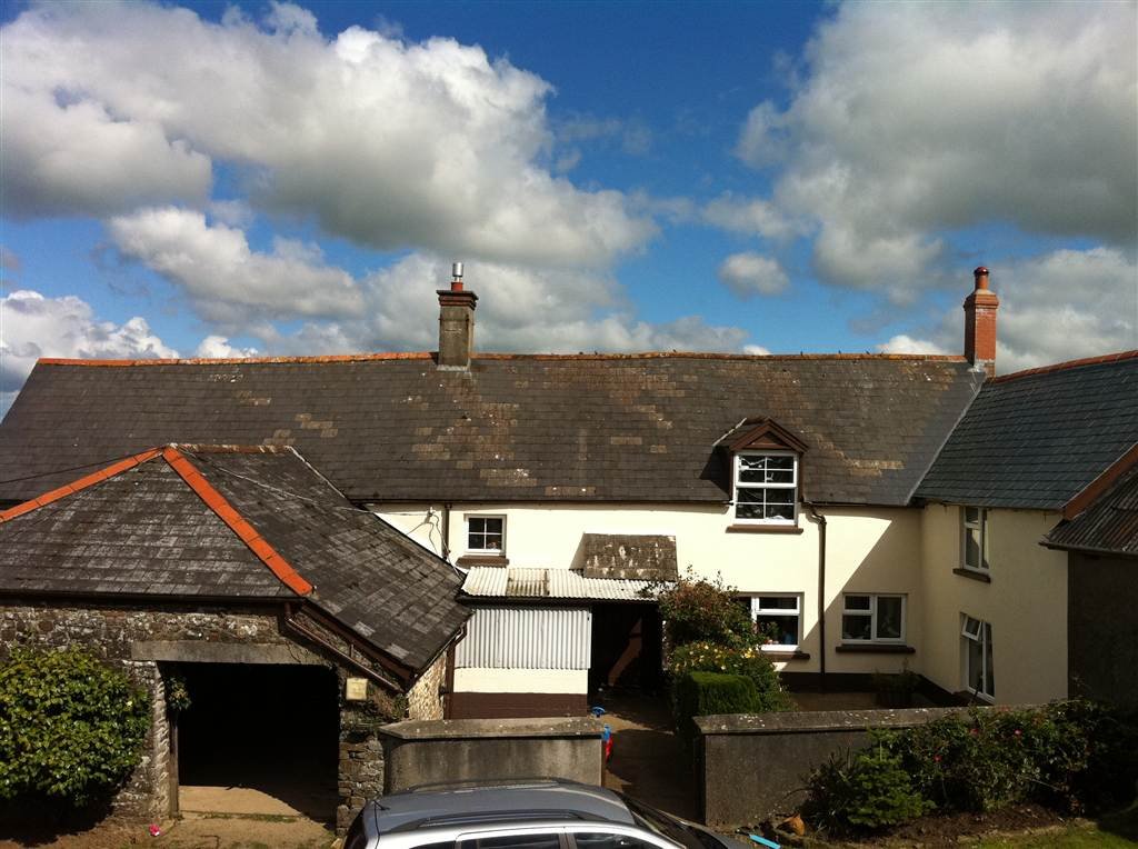 DevonFarms's tweet image. Merryfield Farm is currently being advertised to let (subject to availability) from 25 March 2020. 
Viewing day: 10.00am prompt on Monday 28 Oct 19.
Applications no later than 5.00pm on Friday 15 Nov 19. 
soc.devon.cc/0SYhn
#DevonCC #Farmstolet #Farming #tolet #starterfarm