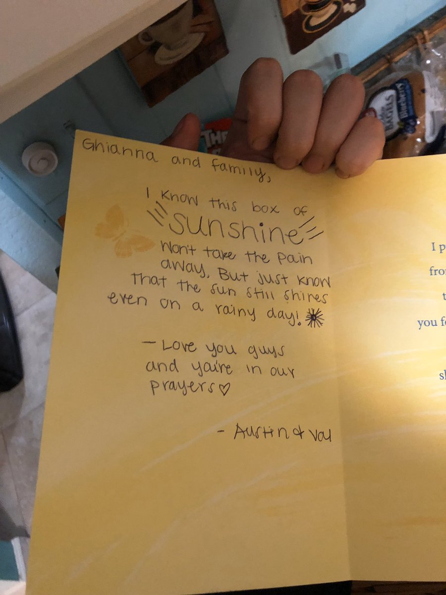 GhiannaHughes's tweet photo. I’m so grateful for the people in my life💓 True friends can help you get through anything. I love you so much! @14sutton https://t.co/6KKgm317Et