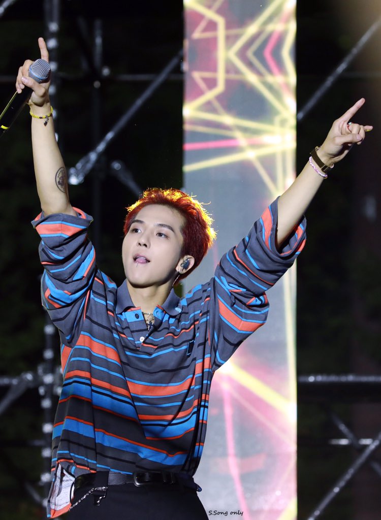 SSongonly's tweet image. 191005 에버랜드 HQ
🙋‍♂️🙋‍♂️

@official_mino_ 
#WINNER #워너 #MINO #송민호