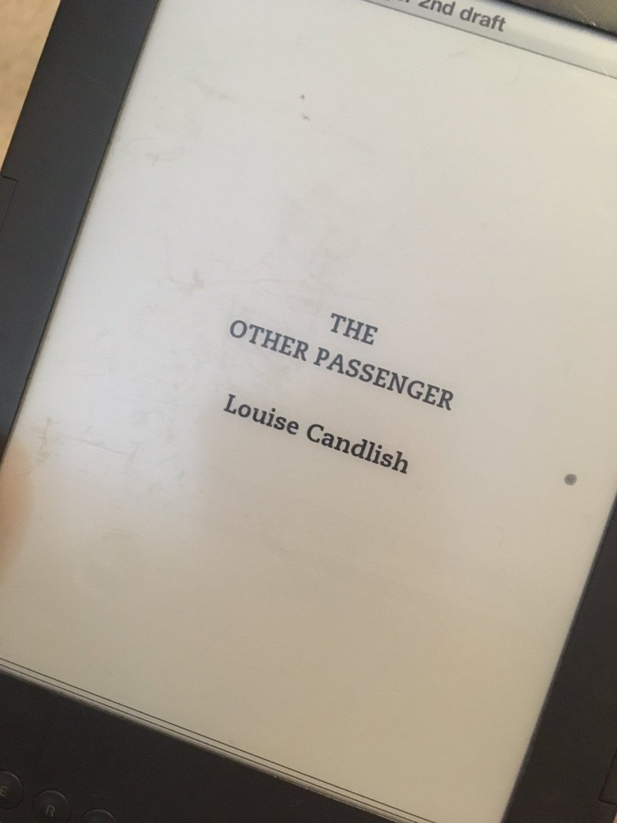 BookMinxSJV's tweet photo. I have no idea what number #commuteread I’m on, all I know is, I’ve won. https://t.co/1ZghykSAl7