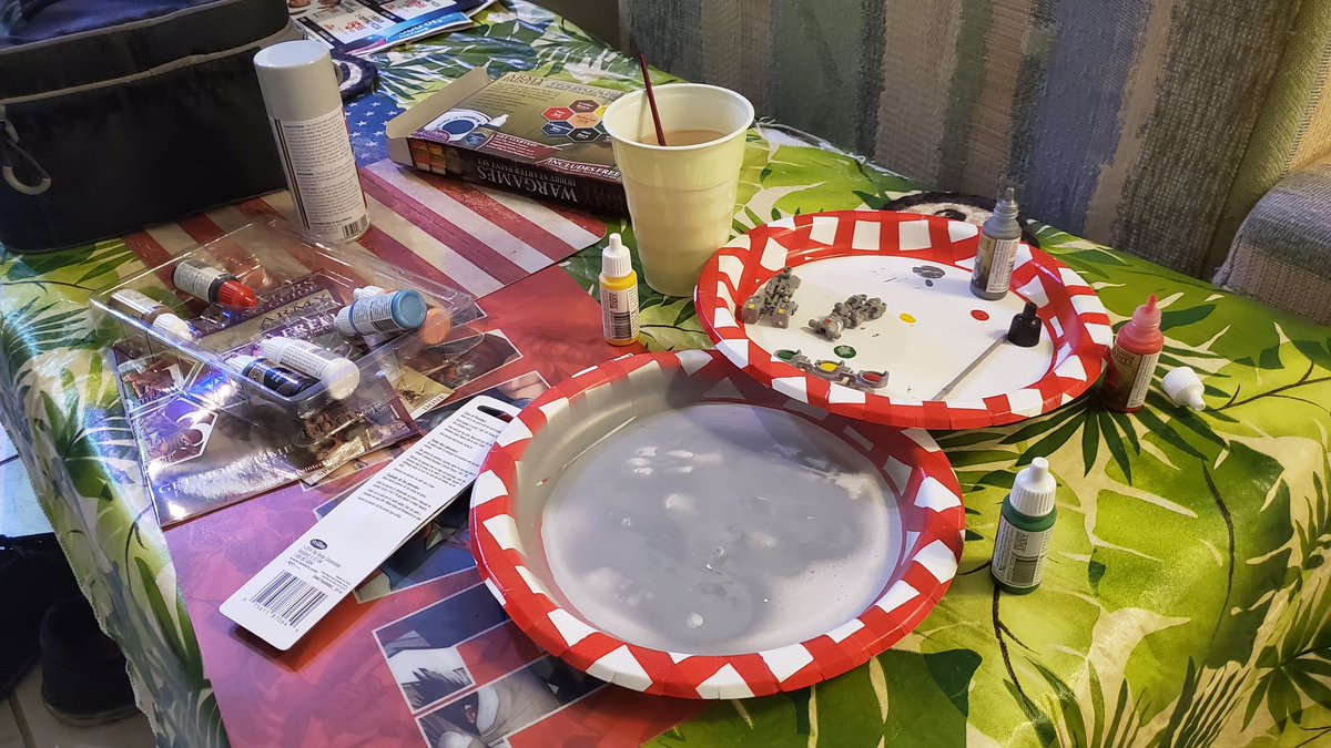 Signal__Lancer's tweet image. Alright, if I can't get Hasbro to make a toy out of me, then I'll take things into my own hands....