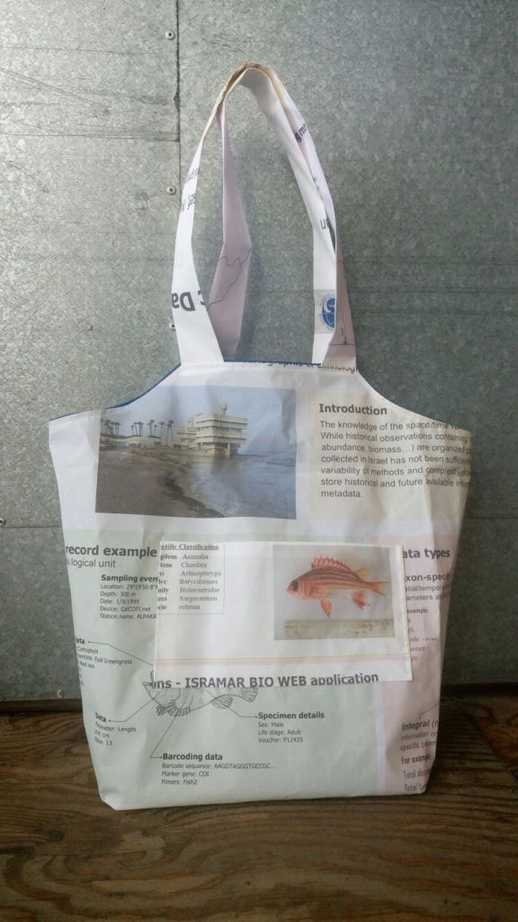 ithinkwellHugh's tweet photo. What to do with your old fabric poster? Turn it into a bag or apron or a pencil case.  @REpost_poster https://t.co/utWvMNIqo7 #phDchat #ECRchat #postdoc #PhDforum https://t.co/NkHxB3C4Z3