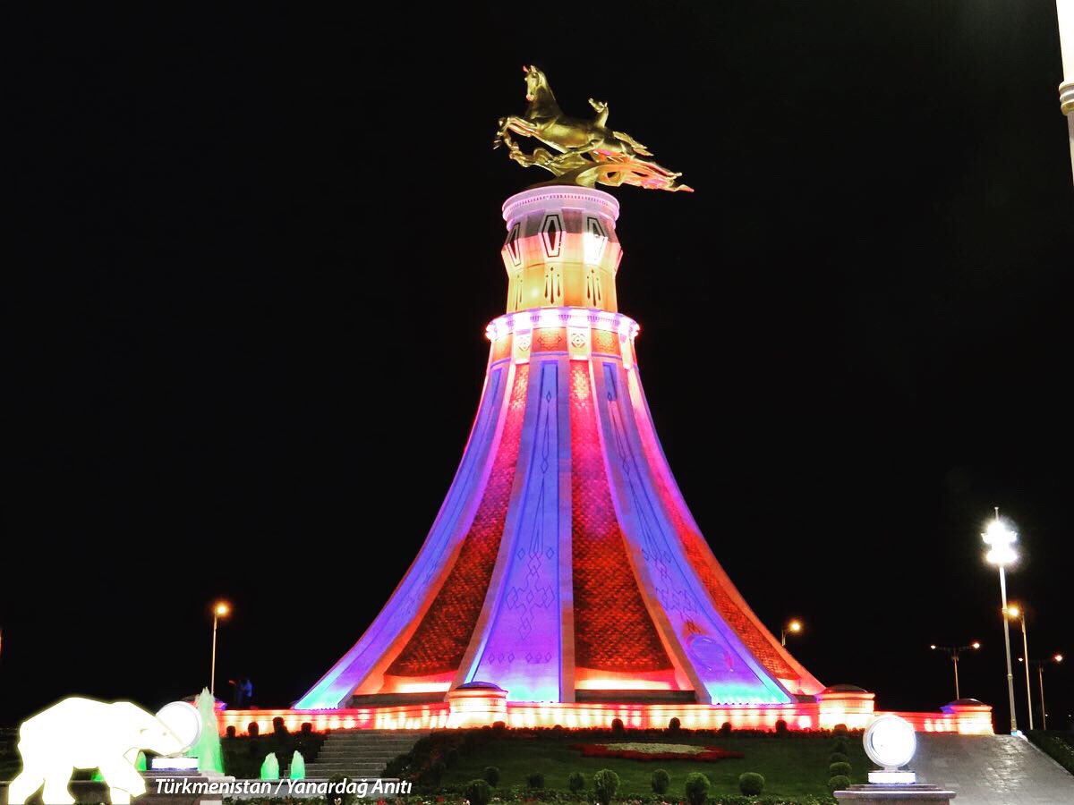 Anıt Aydınlatma Projesi / Türkmenistan

Monument Lighting Project / Turkmenistan

#fiberli #fiberlight #light #lightning #lightingdesign #wallwasherlight #wallwasher #monumentlighting