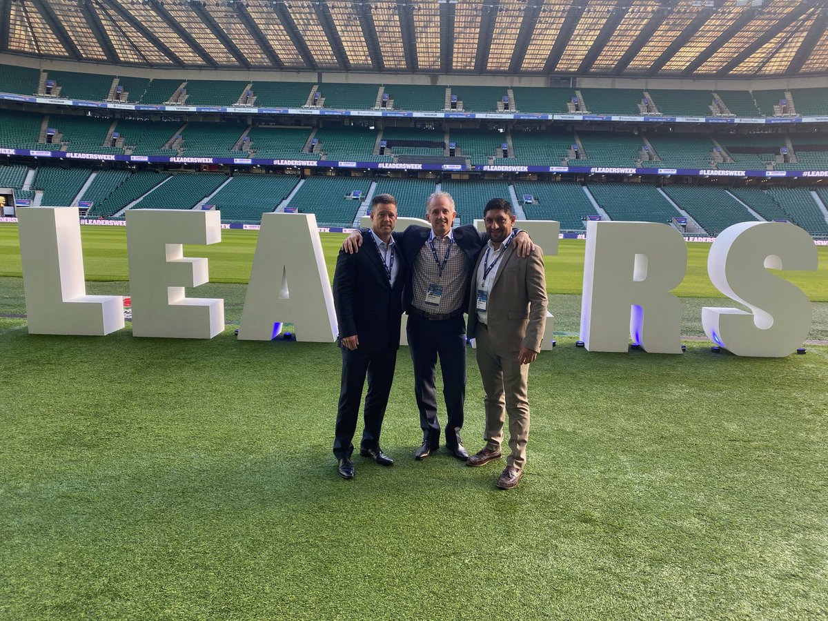 mikecap724's tweet image. @cisco and @KenMartin08 at #Leaders19 #ciscovision