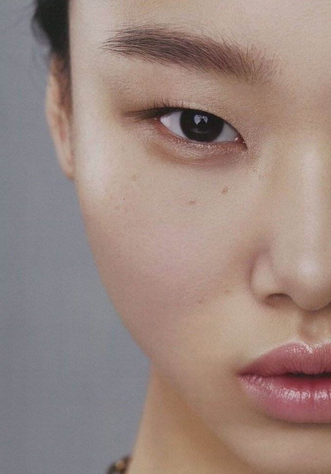 азиатский разрез глаза. корейский разрез глаза. макияж для азиатских глаз. разрез глаза у азиатов. глаза азиатов.