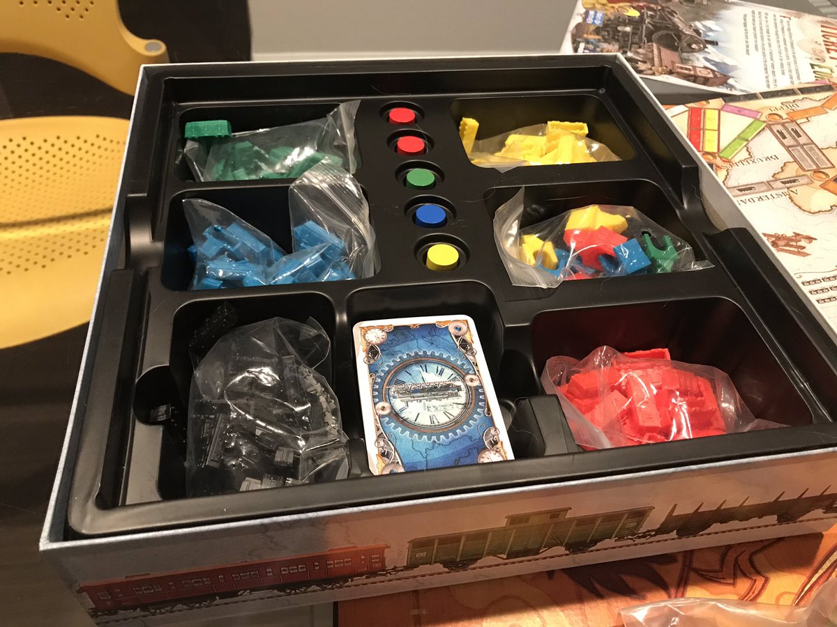 Violinagin's tweet photo. I’m undefeated in our group for ticket to ride... well. The original. >_> I don’t like this new version. It’s cursed. See what I mean? https://t.co/TUcgyNVE2K