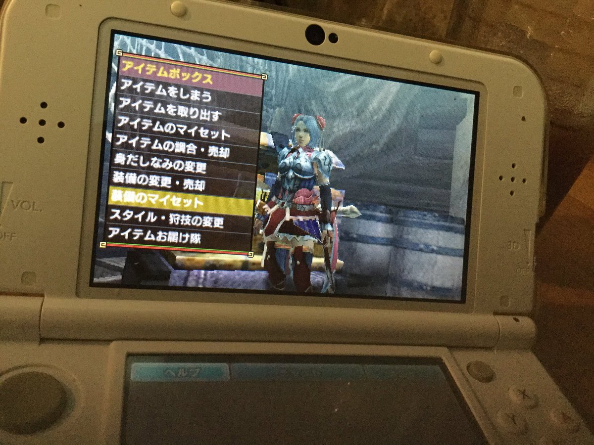 ヒラヒラ 毎週土曜日モンハンオフ会開催 今日はtakaさんがダンダンにいるのでダブルクロス 壊れたdsから引っ越しして久々に自分のデータ起動 モンハン