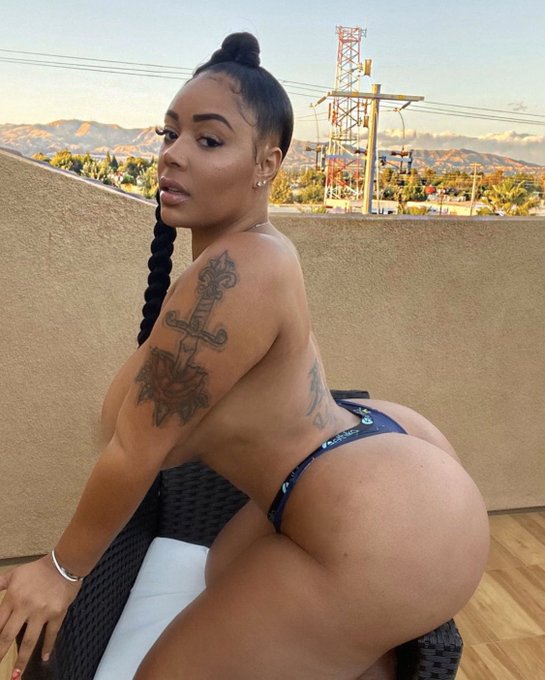 What&rsquo;s Happening? 😩😘 https://t.co/4HgCmTOzHJ<a href="/tag/aundreanarene"class="tags"><span>#aundreanarene</span></a>