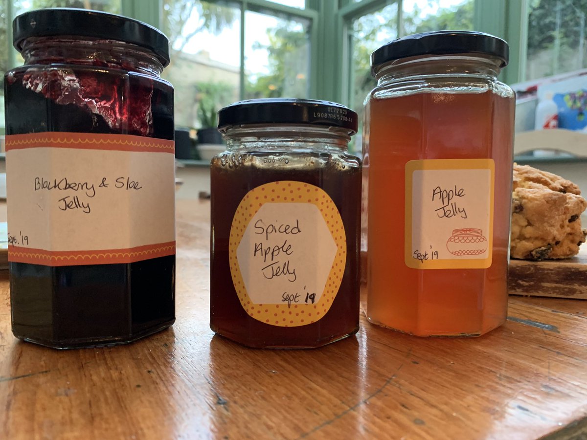 Nellies Jellies batch of Sept 2019! Berries picked from the ditches of Inchydoney. Made with love in Clon . Míle buíochas 🥰😍@NellieKingston @WestCorkFood #westcork #yummyfood