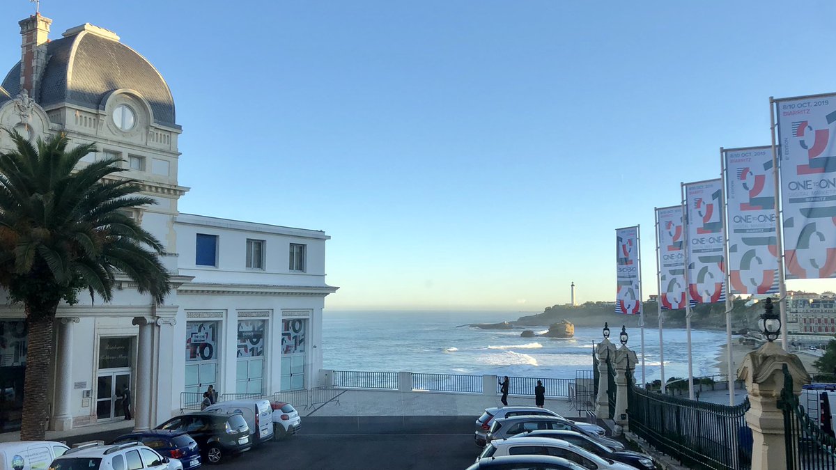 Biarritz, son phare, ses surfeurs, son one to one. Let’s go !
#1to1Biarritz #digimood