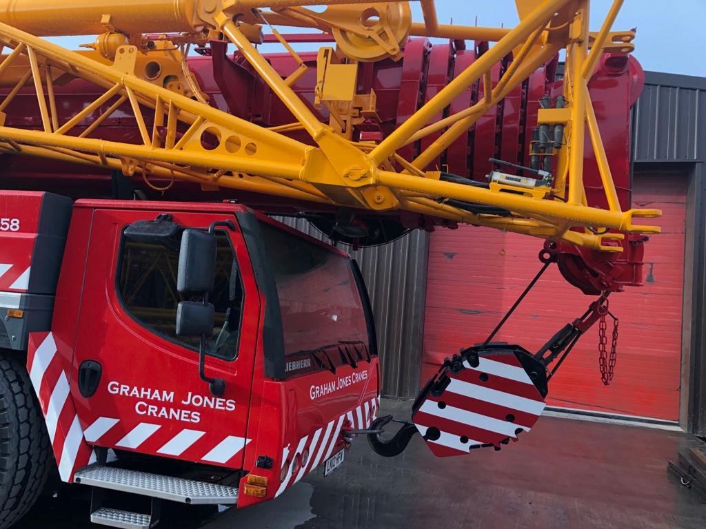 MorganLeyzanLtd's tweet photo. #liebherr #crane #forsalebyowner 
2012 Liebherr LTM1200-5.1 #allterrain mobile crane for sale by owner / full details on request / available NOW 
craig@morganleyzan.com #cranesforsale #heavylifting #constructionequipment https://t.co/HezEU0EFRI