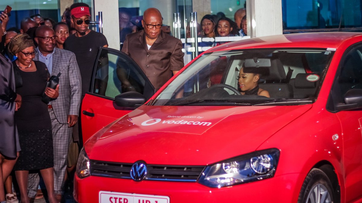 SkaftinLB's tweet photo. A huge shout out to Tamia for taking this one home. It wasn't as easy as one would think. She channeled all of her energy in her craft and campaign. Se ke tlo mo emela stopong every morning a tsebe ho mpha lift to town.
#StepUpLesotho
Powered by @VodacomLes https://t.co/nmPyFzOT39