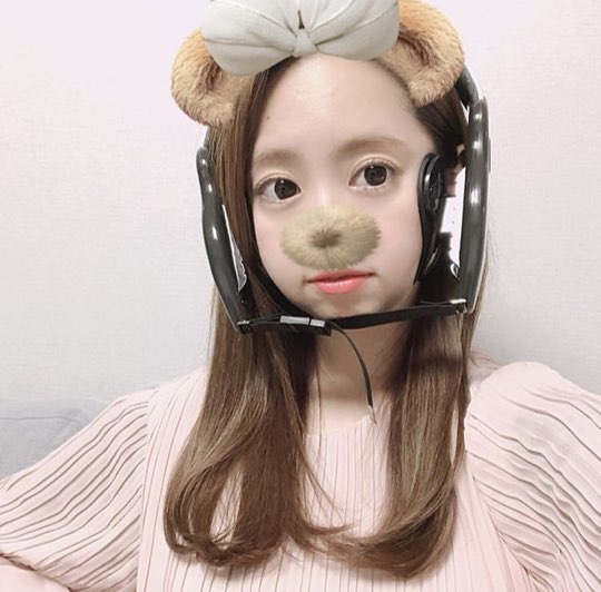 headrangw_jp's tweet photo. 人気日韓YouTuber　AMI ASAIさんも
ヘッドランを使ってくださっています😌💕

ヘッドランはつけるだけで
誰でも小顔を目指せる魔法のアイテム🧙‍♀️✨

これ１つで顔の #ゆがみ気になる #頬骨　#むくみ も解決🌸

女性でも男��でもどなたでも
お使いいただけます😉✨
https://t.co/MaxFEI4inI

#小顔矯正 https://t.co/4KmSWk6sEF